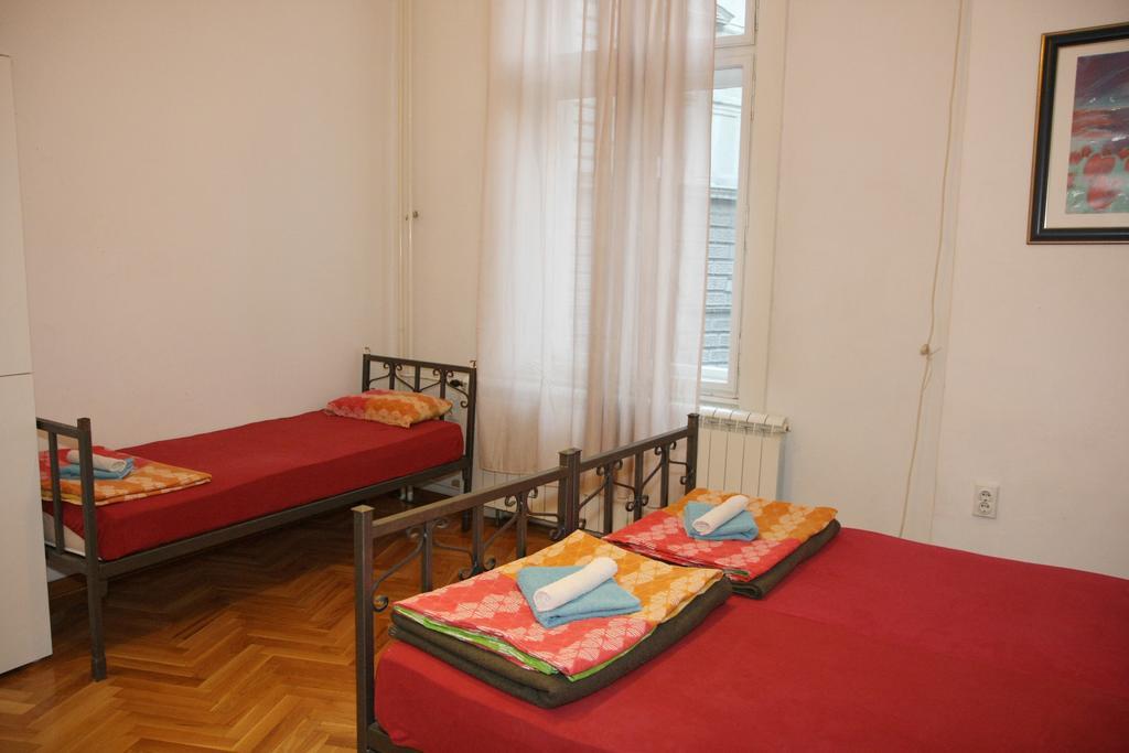 Time Hostel Belgrade Chambre photo