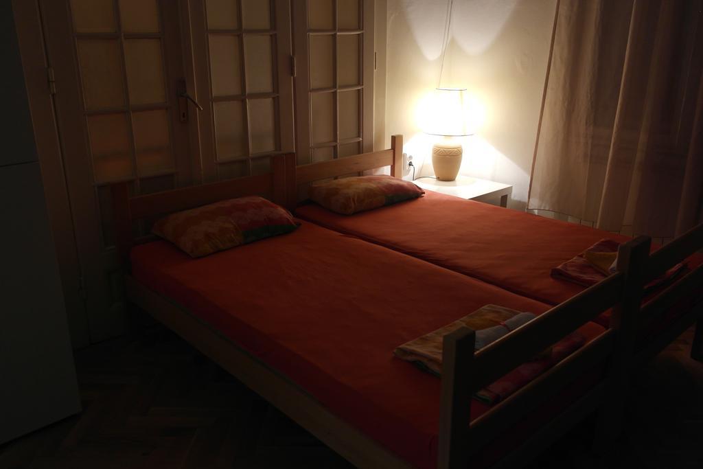 Time Hostel Belgrade Extérieur photo