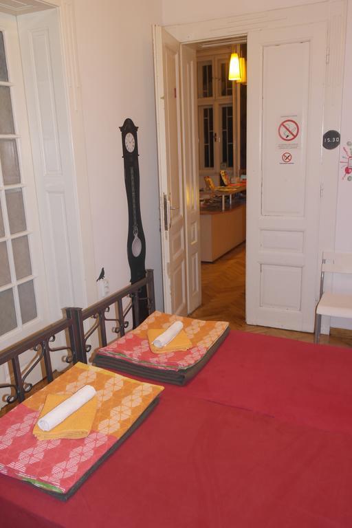 Time Hostel Belgrade Chambre photo