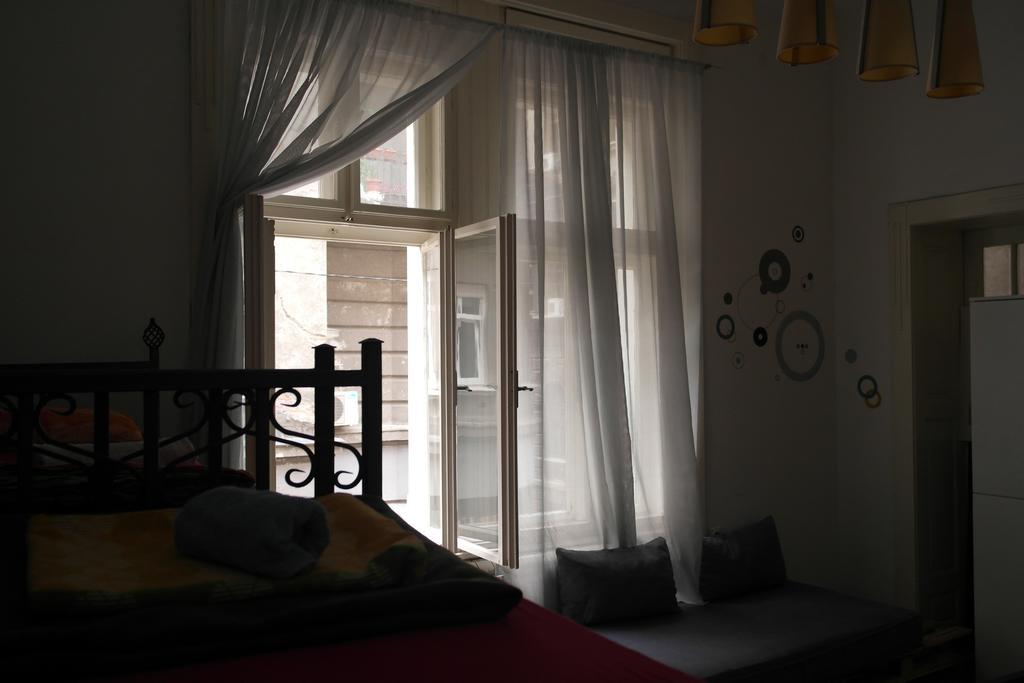 Time Hostel Belgrade Extérieur photo