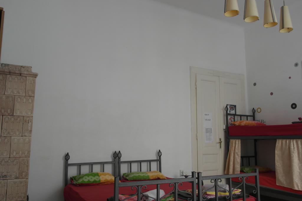 Time Hostel Belgrade Extérieur photo
