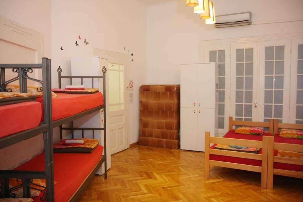 Time Hostel Belgrade Extérieur photo